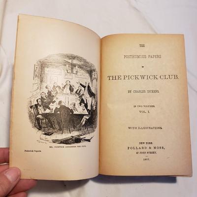 Antique Books and More (B3-KD)
