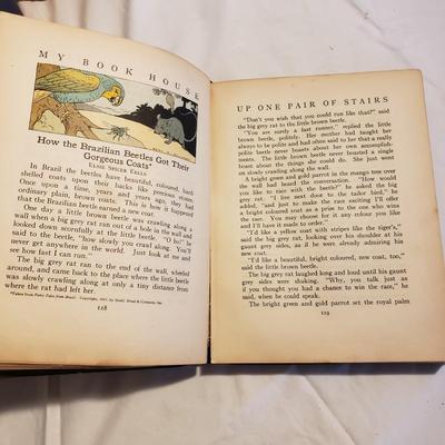 Antique Books and More (B3-KD)