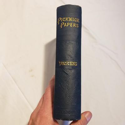 Antique Books and More (B3-KD)