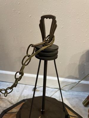 Tiffany-style Hanging Light