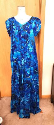 Lot #106 Vintage Hawaiian MuMu - Size 14