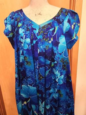 Lot #106 Vintage Hawaiian MuMu - Size 14