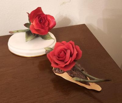 Lot #116 Lot of 2 BOEHM Porcelain Flowers