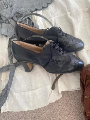 LATE 1800’s-EARLY 1900’s CLOTHING