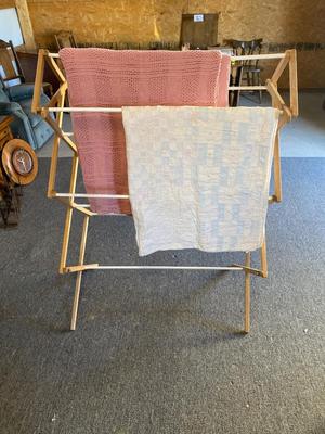 2 HANDMADE BLANKETS AND CLOTHING RACK