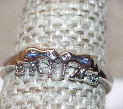 Size 9¾ Marked .925 Fun Double Elephant Ring on a Silver Band (2.2g)