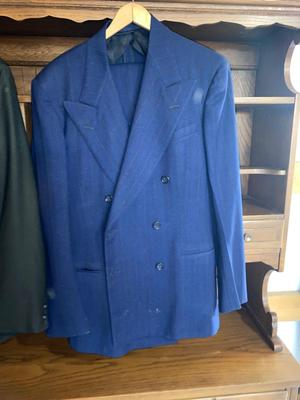MENS SUITS