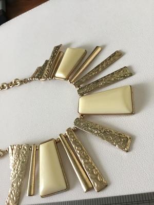 Beautiful enamel type gold tone bib necklace