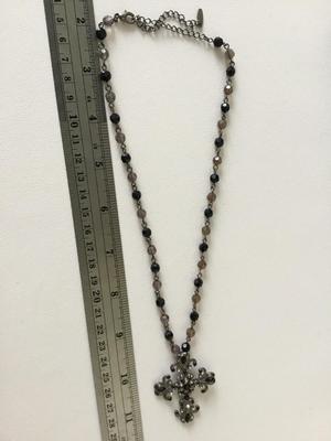 Vclm marked cross beaded statement necklace