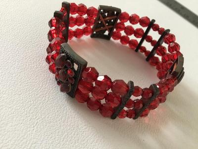 Red fashion beaded stretchy bracelet
