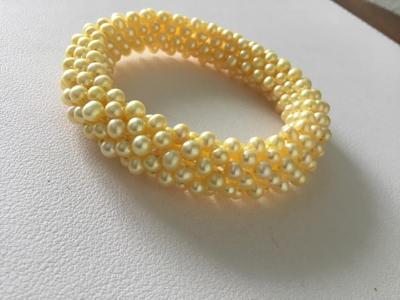 Yellow stretchy beaded bracelet