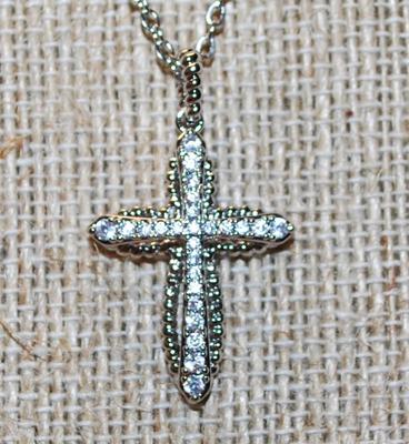 Rounded Ends Curvy Cross PENDANT (1" x ¾") on a Silver Tone Necklace Chain 17" L