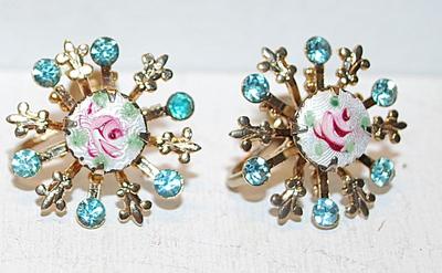 VINTAGE 1945-1950's Very Colorful PINK & GREEN Petal Earrings (¾" Diam.) with AQUAMARINE Stones and Screw Clasp