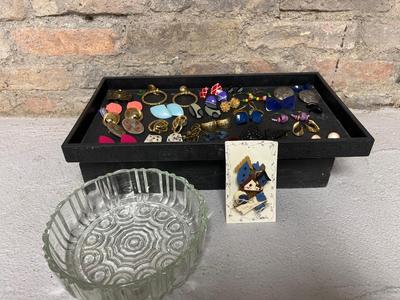 Vintage earrings lot