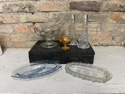 Vintage glass lot