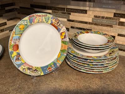 Sakura Oneida 8 Plates/ 3 bowls