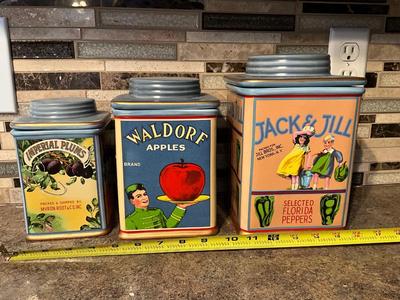 Sakura Oneida Stoneware Canister Set
