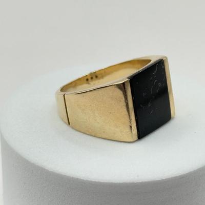 LOT 81J: 14k Black Onyx Gold Statement Ring Size 9.5 (12.8gtw)