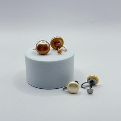 LOT 83J: Vintage Screwback Earrings - 10k Gold (5.1g) & Sterling Silver (3.2g)