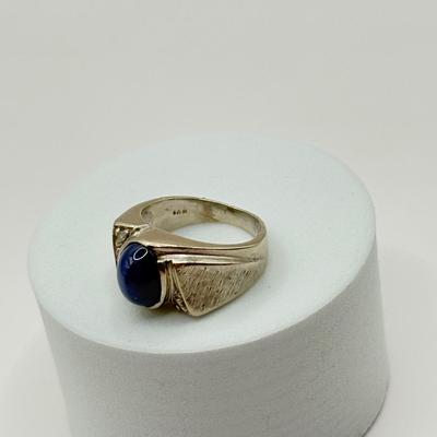 LOT 87J: 14k White Gold Ring w/ Blue Stone Size 5 (6.8g)