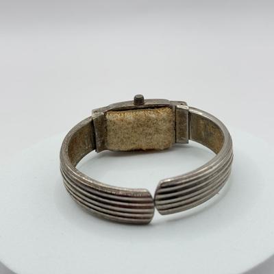 LOT 94J: Ladies' Watches - 24" Harvester Clock Necklace, Sonic, JM Jacmor & Collezio