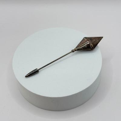 LOT 95J: Vintage Gold Plated Stick Pins & More w/ Vintage Jewelry Case