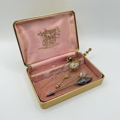 LOT 95J: Vintage Gold Plated Stick Pins & More w/ Vintage Jewelry Case