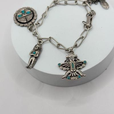 LOT 100J: Turquoise Cat Ring Size 13, Pendant w/ 18" Necklace & 6.5" Native American Style Charm Bracelet