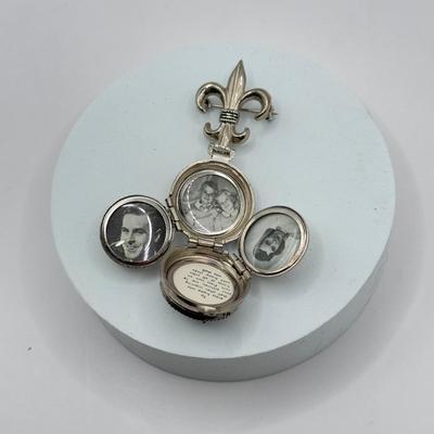 LOT 105J: Vintage Coro Cameo Locket Brooch