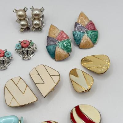 LOT 110J: Collection of Vintage Clip On Earrings - Enamel & More