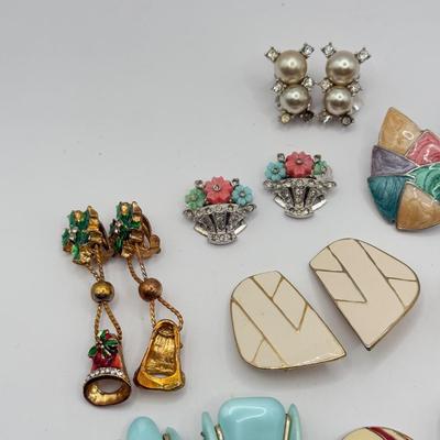 LOT 110J: Collection of Vintage Clip On Earrings - Enamel & More