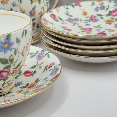 LOT 132K: Vintage Old Royal Bone China Floral Teacups & Saucers