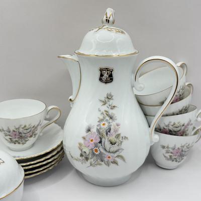 LOT 138L: Vintage Western Germany Golden Crown Residenz Tea Set