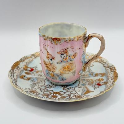 LOT 140K: Vintage Hand Painted Noritake Japanese Lustreware Teapot & Beautiful Hand Painted Tea Cup & Saucers
