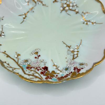 LOT 140K: Vintage Hand Painted Noritake Japanese Lustreware Teapot & Beautiful Hand Painted Tea Cup & Saucers