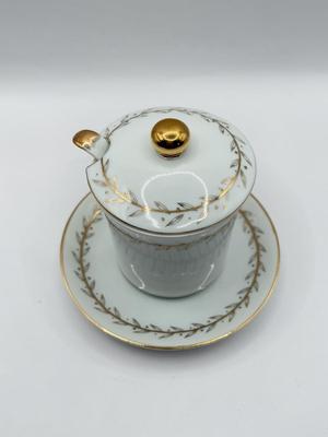 LOT 141K: Gold Rim China Collection - Lenox & Lefton