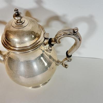 LOT 151 O: Vintage Kenilworth International Sterling Silver Tea Set 138 (2325gtw)