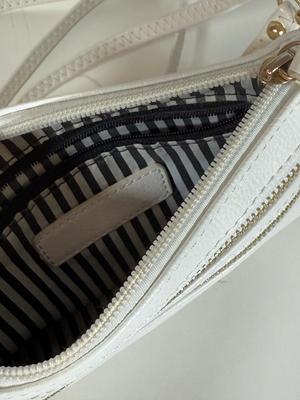 LOT 153B: Fashion Handbags incl. Genuine Suede Leather