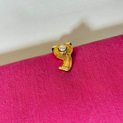 LOT 154B: Aeropostale Bag, Colorful Clutches & Vintage Nail Care Kit