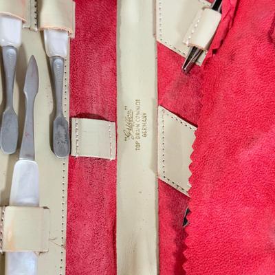 LOT 154B: Aeropostale Bag, Colorful Clutches & Vintage Nail Care Kit