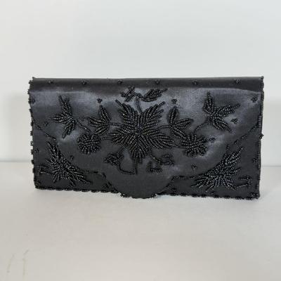 LOT 155B: Black Clutch / Evening Bag Collection