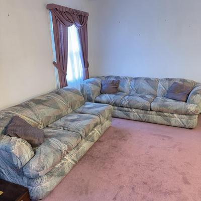 LOT 160L: Pair of 1980s Print Sofas - Good Condition