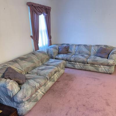 LOT 160L: Pair of 1980s Print Sofas - Good Condition