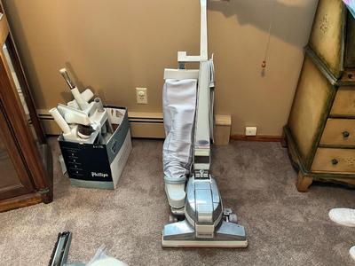 Kirby Vacuum Cleaner w/accessories Model G3D