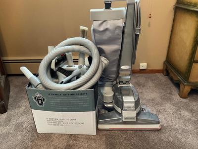 Kirby Vacuum Cleaner w/accessories Model G3D
