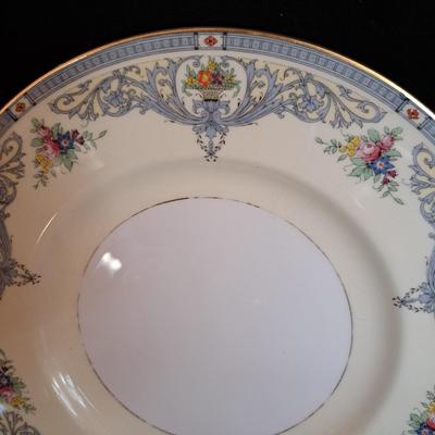 Royal Worcester Fine Bone China Set "The Duchess" (D-SD)