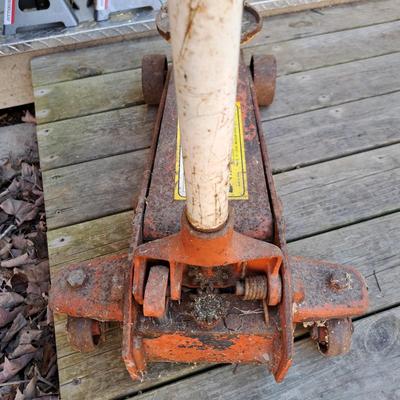 ATD Hydraulic Floor Jack & Pittsburgh Jack Stands (SF-SD)