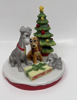 Vintage Walt Disney Christmas 1980 Lady & the Tramp Figurine bisque porcelain