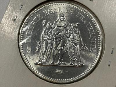 FRANCE 1977 CHOICE BU CONDITION 50-FRANCS SILVER COIN AS PICTURED. FREE DOMESTIC SHIPPING.