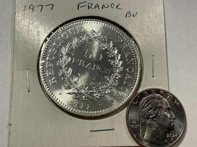 FRANCE 1977 CHOICE BU CONDITION 50-FRANCS SILVER COIN AS PICTURED. FREE DOMESTIC SHIPPING.